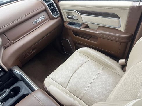 Used 2020 RAM 2500 Laramie image 16