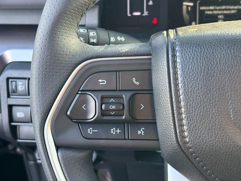 New 2025 Toyota 4Runner SR5 image 12