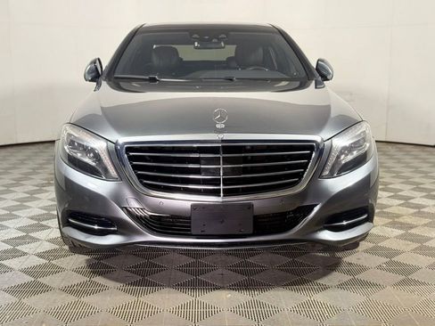Used 2017 Mercedes-Benz S 550 4MATIC Sedan w/ Premium Package image 10