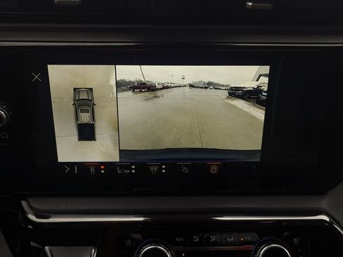 Used 2024 GMC Sierra 1500 AT4X image 38