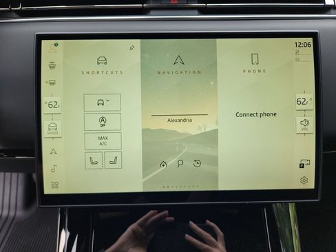 New 2026 Land Rover Range Rover Sport SE AWD/4WD image 17