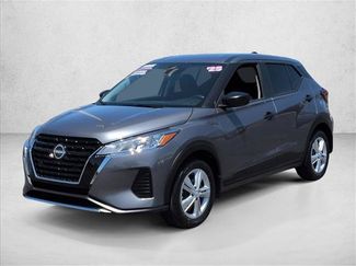 Used 2025 Nissan Kicks Play S FWD video 4