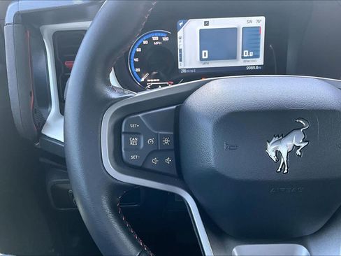 Certified 2024 Ford Bronco Heritage Edition AWD/4WD image 24