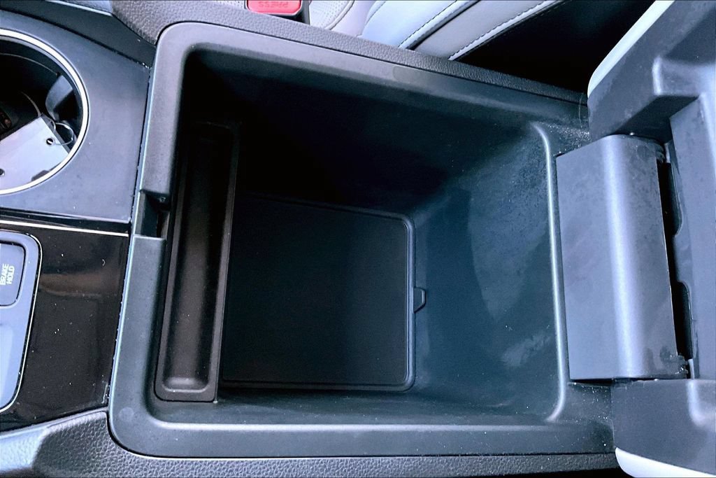 Used 2024 Honda Pilot Elite image 12
