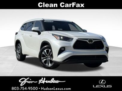 Used 2023 Toyota Highlander XLE