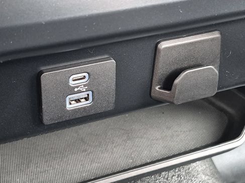 Used 2023 Ford F150 4x4 Regular Cab image 29