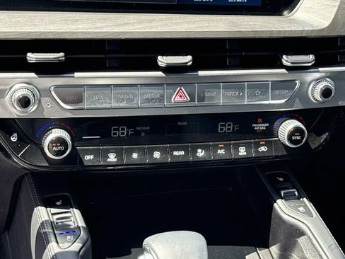 Used 2024 Kia Telluride EX X-Line AWD/4WD image 22
