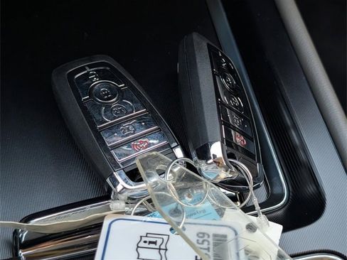 Used 2024 Lincoln Corsair Grand Touring w/ Equipment Group 301A image 34