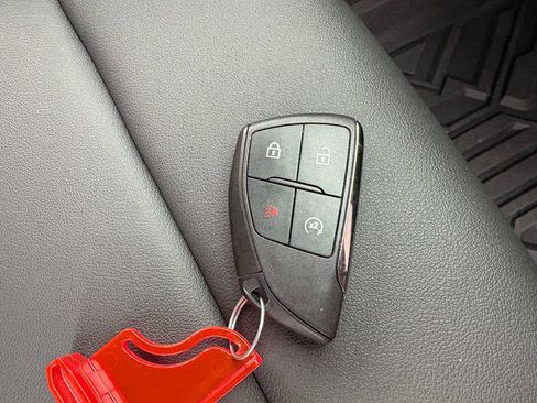 New 2025 GMC Canyon Elevation w/ Convenience Package image 45