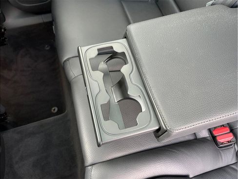 Used 2023 Volvo XC60 B5 Plus w/ Protection Package Premier image 39