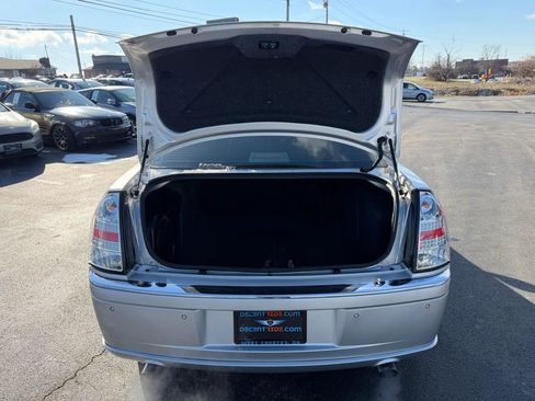 Used 2006 Chrysler 300 SRT8 w/ SRT Option Group II image 29