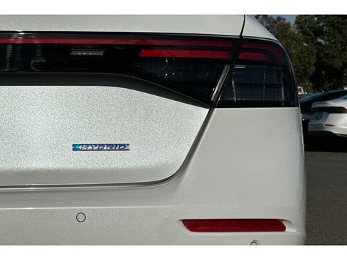 Certified 2025 Honda Accord EX-L image 16