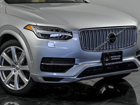 Used 2016 Volvo XC90 T8 Inscription AWD/4WD image 2