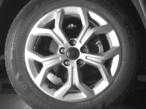 Used 2025 Jeep Compass Latitude image 15