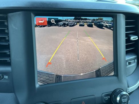 Used 2024 RAM 2500 Big Horn image 25