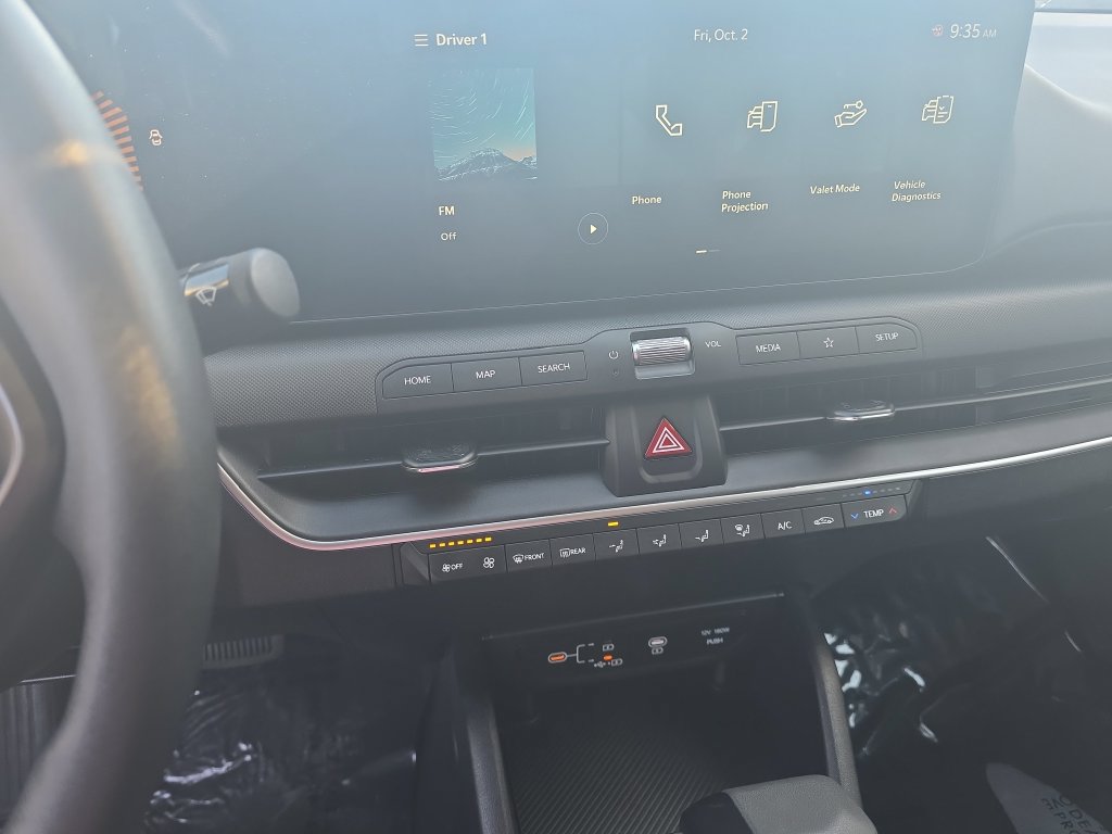 Used 2025 Kia K4 FWD image 10