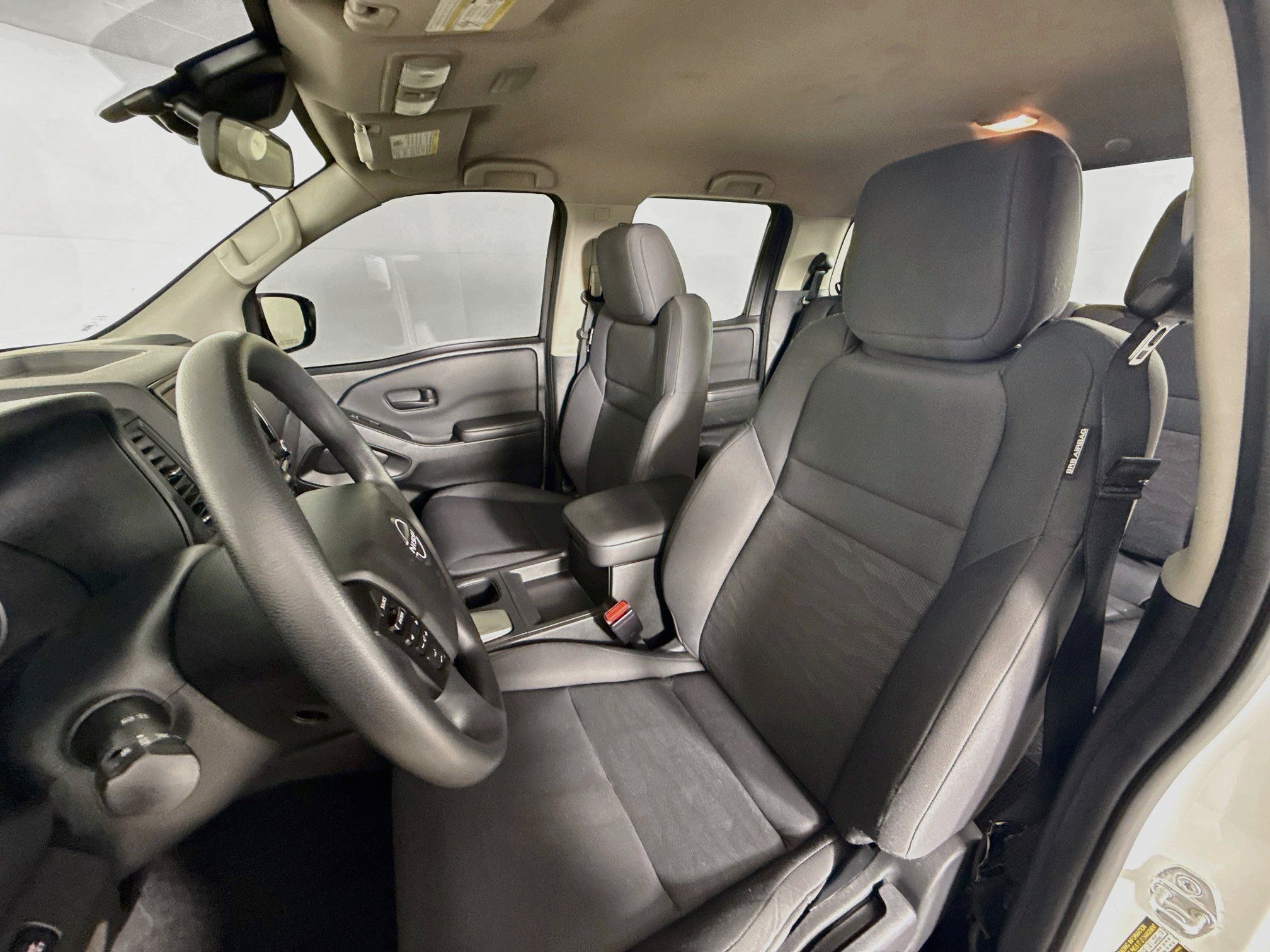 Used 2024 Nissan Frontier S RWD image 24