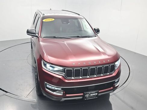 Used 2024 Jeep Wagoneer Series II AWD/4WD image 62