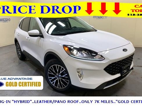 Certified 2022 Ford Escape SEL image 3