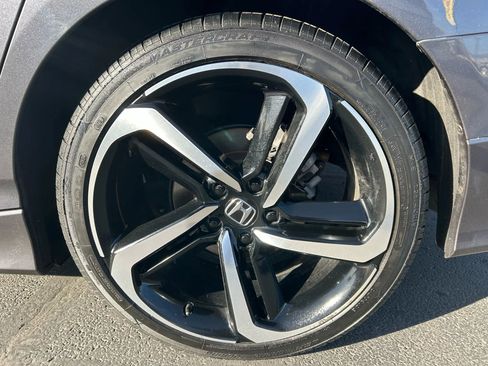 Used 2018 Honda Accord Sport image 24