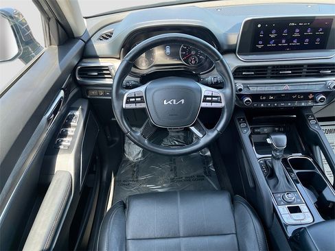 Used 2022 Kia Telluride SX image 24