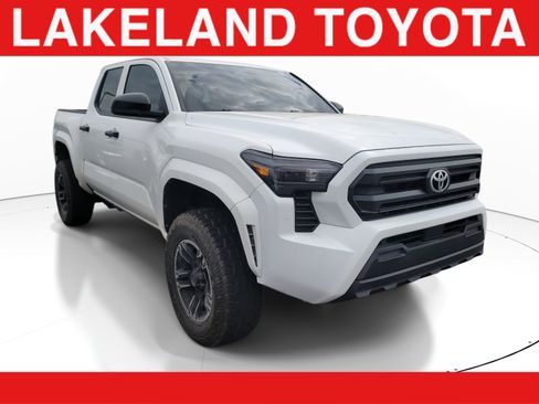 Used 2024 Toyota Tacoma SR image 1