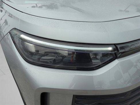 New 2026 Volkswagen Tiguan SE image 43