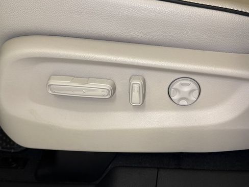 Certified 2026 Honda Odyssey Touring image 24