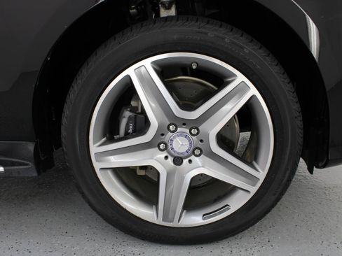 Used 2017 Mercedes-Benz GLE 400 4MATIC image 85