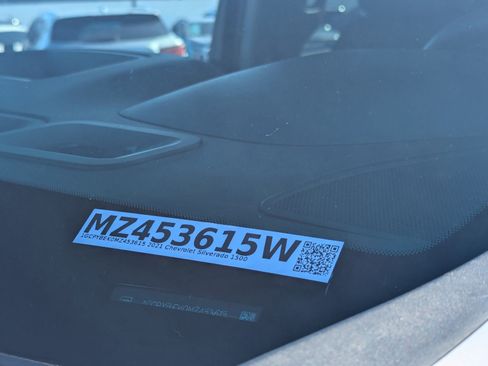 Certified 2021 Chevrolet Silverado 1500 Custom w/ Safety Confidence Package image 34