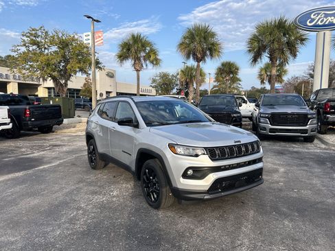 New 2026 Jeep Compass Latitude image 21