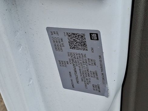 Used 2024 Chevrolet Express 2500 w/ Driver Convenience Package image 26