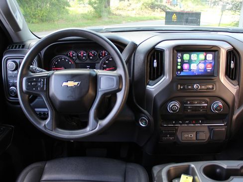 Used 2024 Chevrolet Silverado 2500 W/T w/ WT Convenience Package AWD/4WD image 36