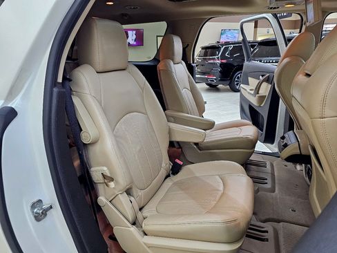 Used 2012 GMC Acadia Denali FWD image 23