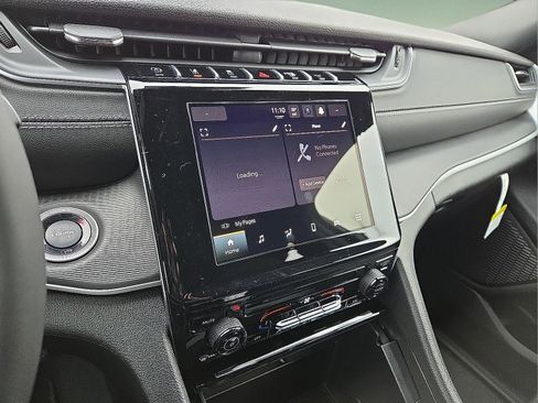 New 2025 Jeep Grand Cherokee L Laredo w/ Trailer Tow Package image 17