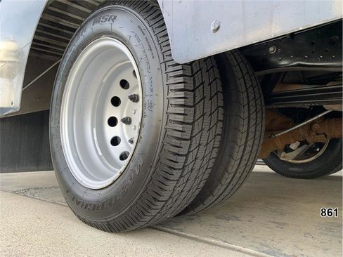 Used 2015 Ford Transit 350 Cutaway Van image 26