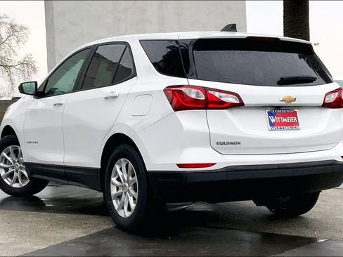 Used 2020 Chevrolet Equinox LS w/ LS Convenience Package image 12