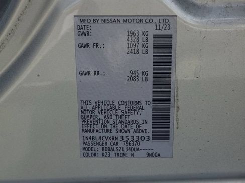 Used 2024 Nissan Altima 2.5 SR FWD image 36