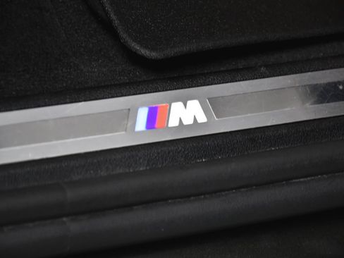 Used 2024 BMW X5 xDrive40i w/ M Sport Package AWD/4WD image 14