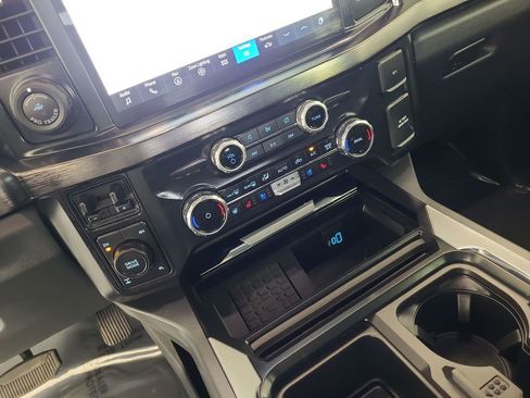 Used 2023 Ford F350 Lariat w/ Lariat Ultimate Package image 16