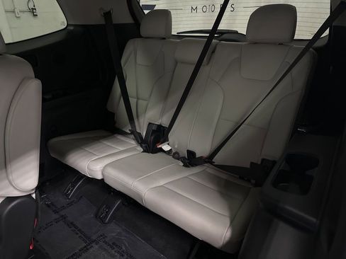 Used 2022 Kia Telluride SX w/ SX Prestige Package AWD/4WD image 36