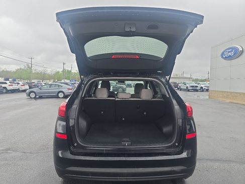 Used 2019 Hyundai Tucson SE AWD/4WD image 10