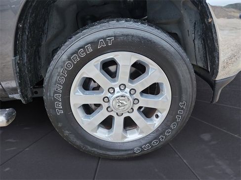 Used 2023 RAM 2500 Big Horn w/ Level 1 Equipment Group image 9