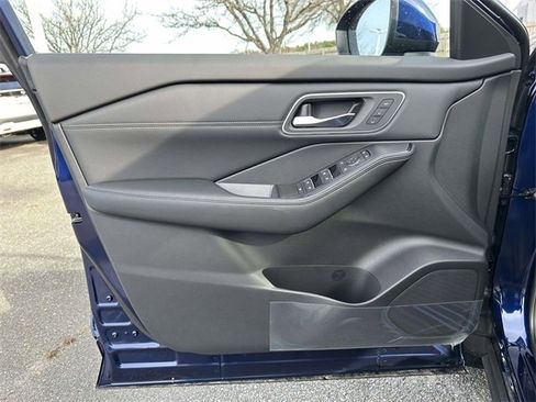 New 2026 Nissan Rogue Platinum w/ Platinum Premium Package image 14