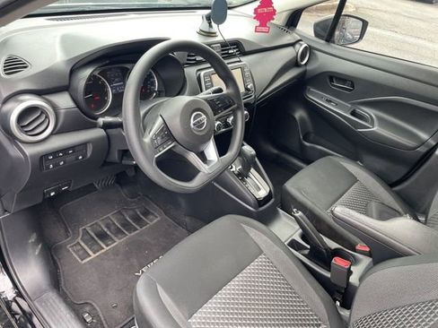 Used 2020 Nissan Versa S image 5