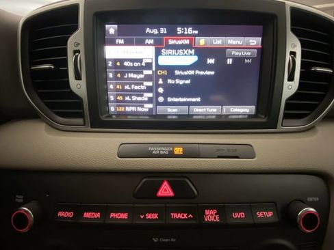 Used 2017 Kia Sportage EX w/ EX Technology Package AWD/4WD image 16