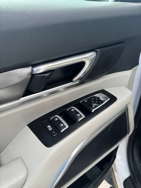 Used 2025 Kia Telluride S FWD image 13