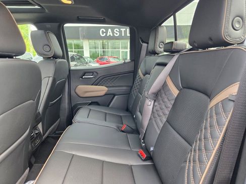 New 2026 GMC Canyon Denali AWD/4WD image 32