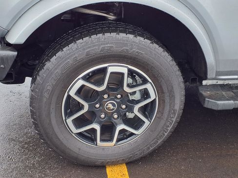 Used 2023 Ford Bronco Outer Banks image 27