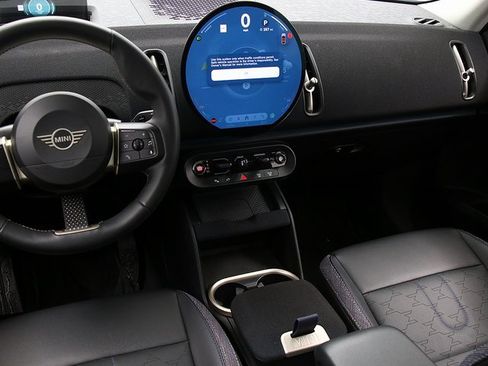 Used 2025 MINI Cooper Countryman S image 15